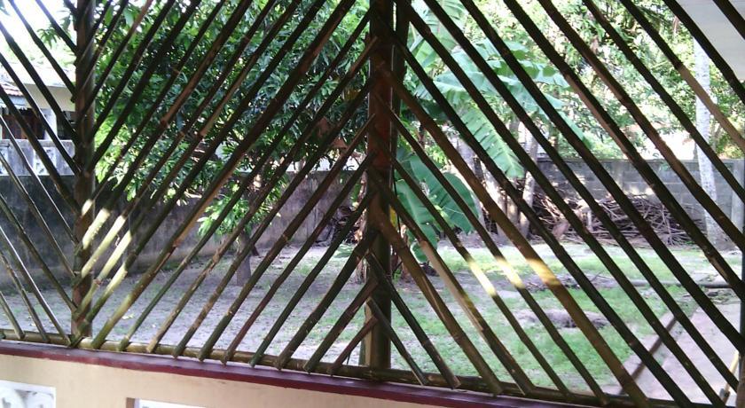 Hotel Yoho Mango House Negombo Esterno foto