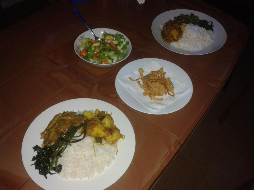 Hotel Yoho Mango House Negombo Esterno foto