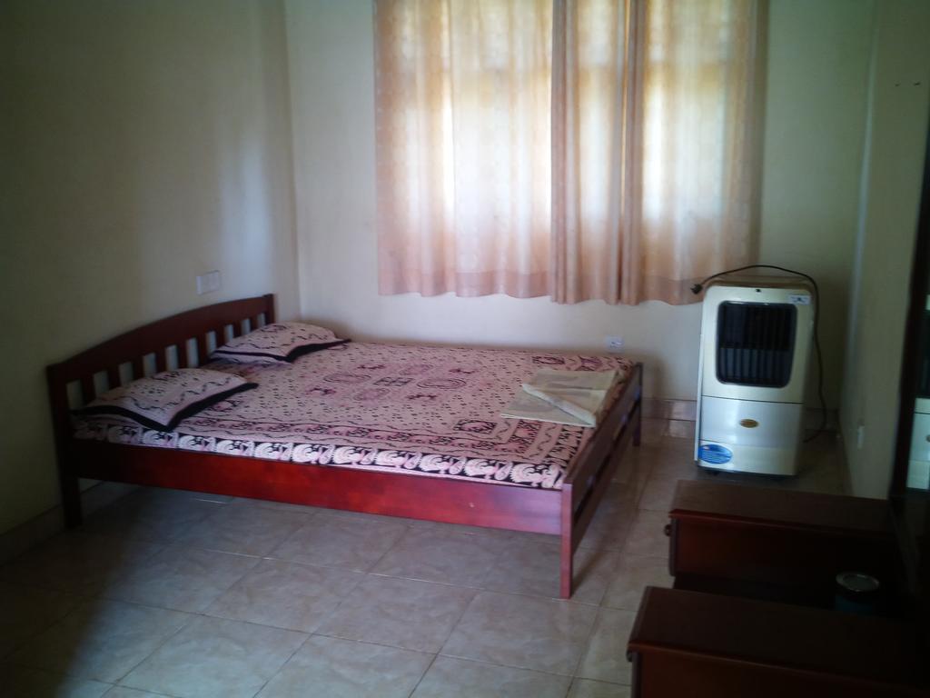 Hotel Yoho Mango House Negombo Esterno foto