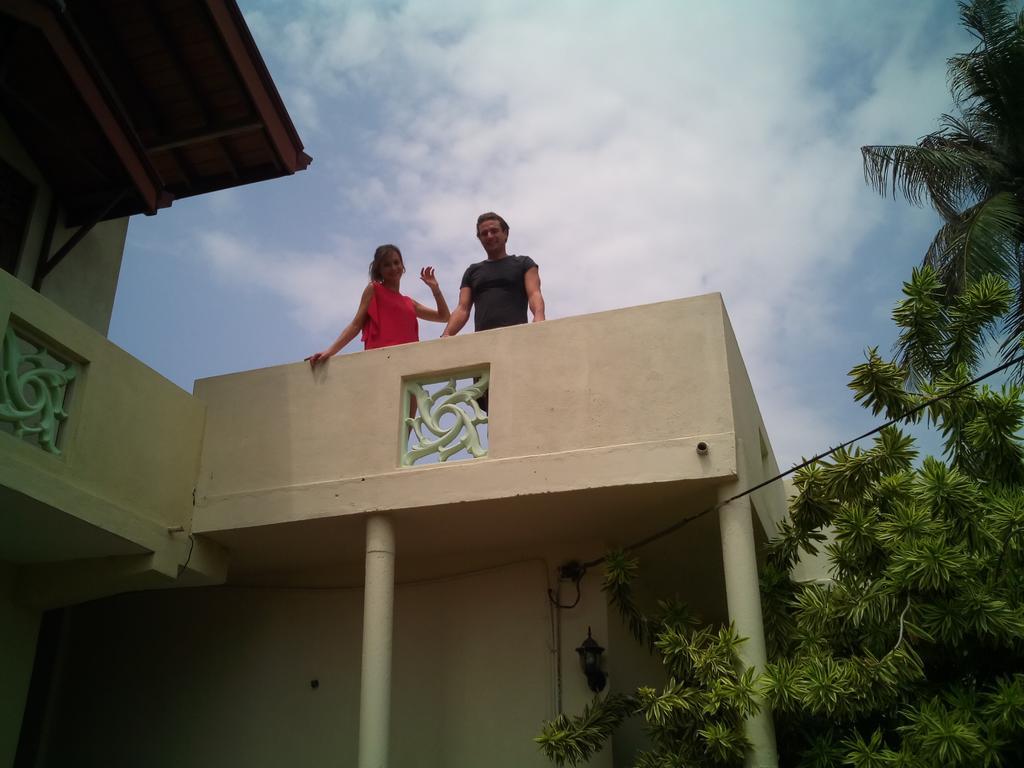 Hotel Yoho Mango House Negombo Esterno foto