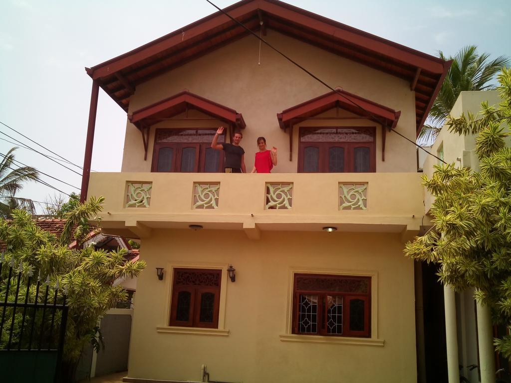 Hotel Yoho Mango House Negombo Esterno foto